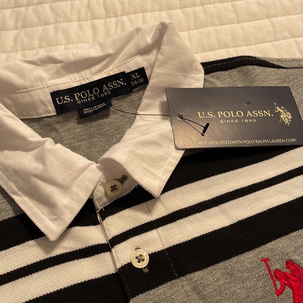 Polo - Picture 3 of 6